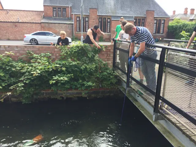 Sleaford magnet fishing