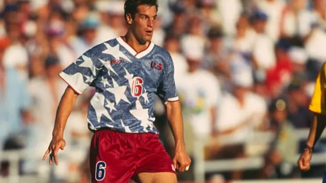 John Harkes playing for USA at the 1990 World Cup