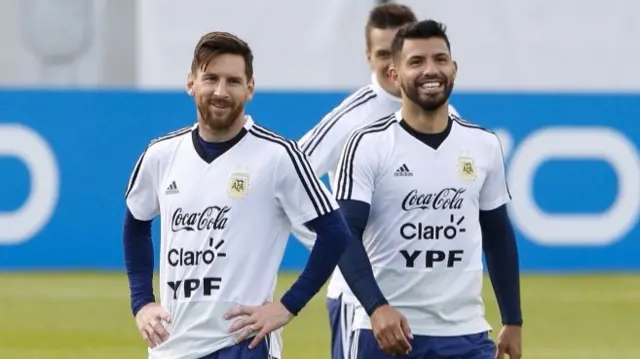 Lionel Messi (left) and Sergio Aguero