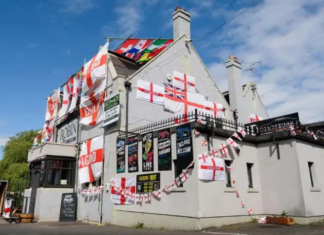 The Robin pub in Jarrow