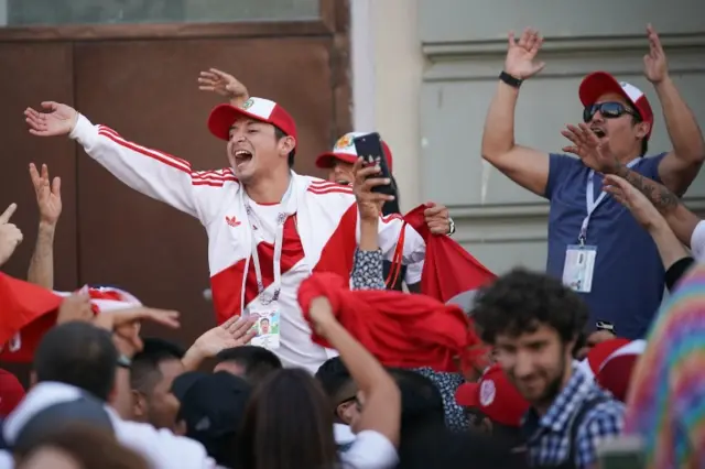 Peru fans