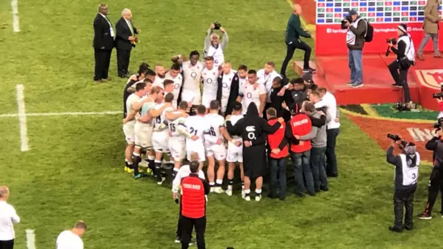 England huddle