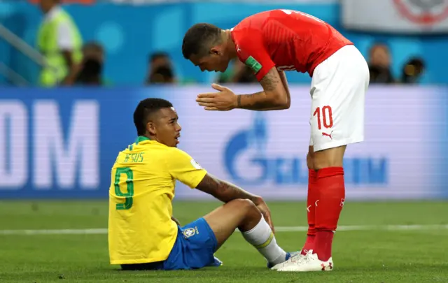 Gabriel Jesus appeals for a penalty