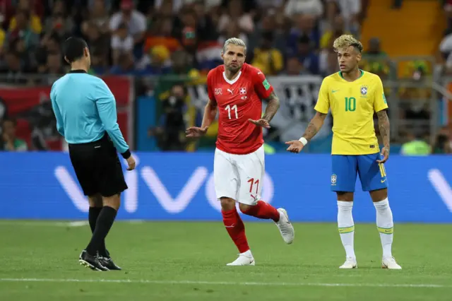 Valon Behrami and Neymar