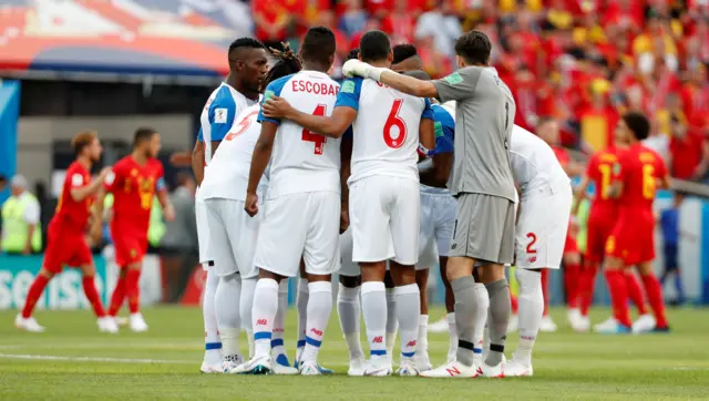 Panama huddle