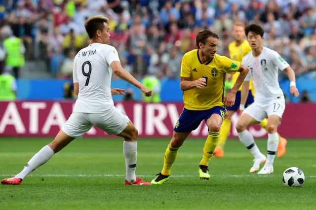 Albin Ekdal on the ball.