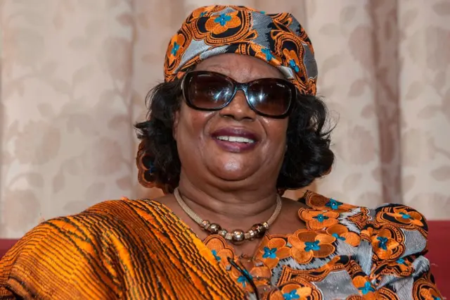 Joyce Banda speaks to journalists on April 28, 2018 in the VIP lounge of the Chileka International Airport in Blantyre, southern Malawi