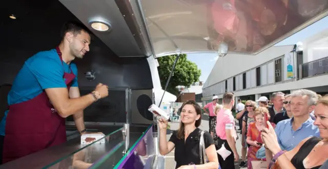 Grigor Dimitrov, ice cream van