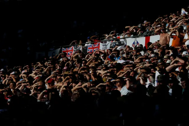 England crowd