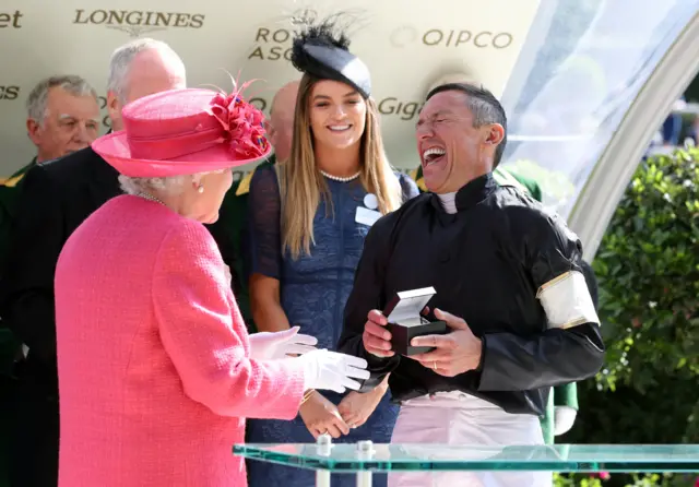 Frankie Dettori laughing with the Queen