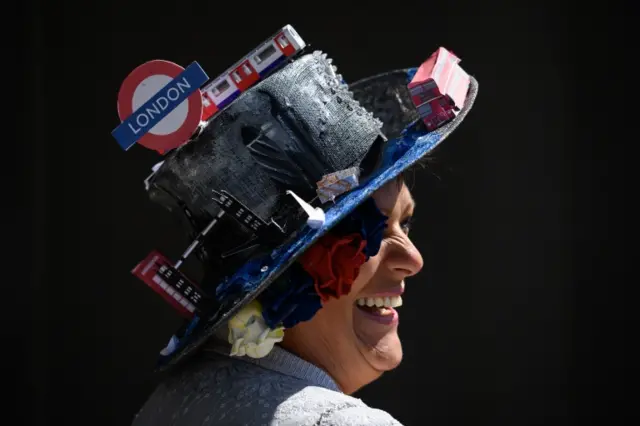 London underground hat