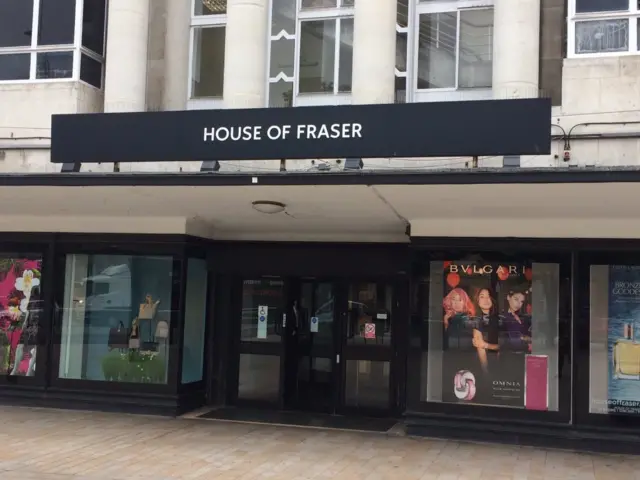 Hull House of Fraser