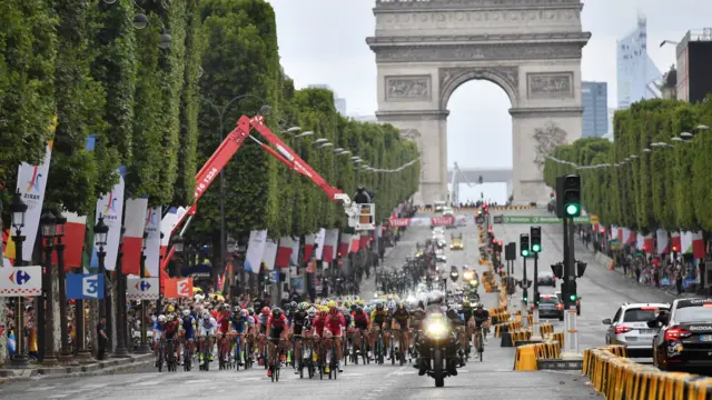 Champs Elysees