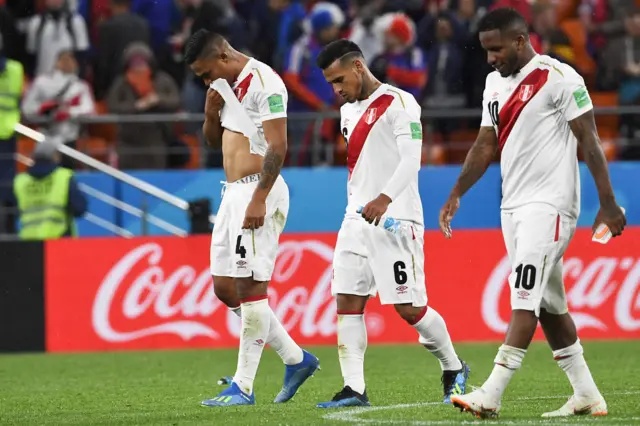 Peru players