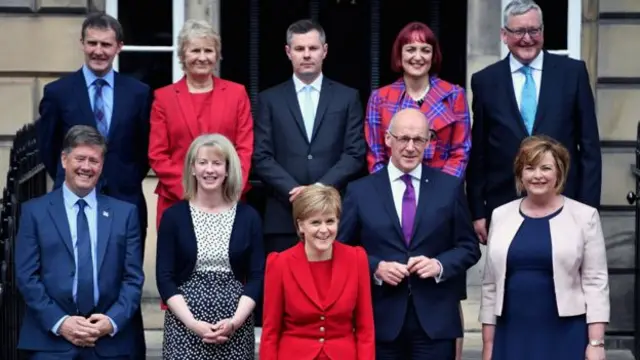 Nicola Sturgeon appointed a cabinet of five men and five women in 2016