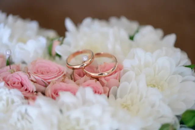 wedding rings