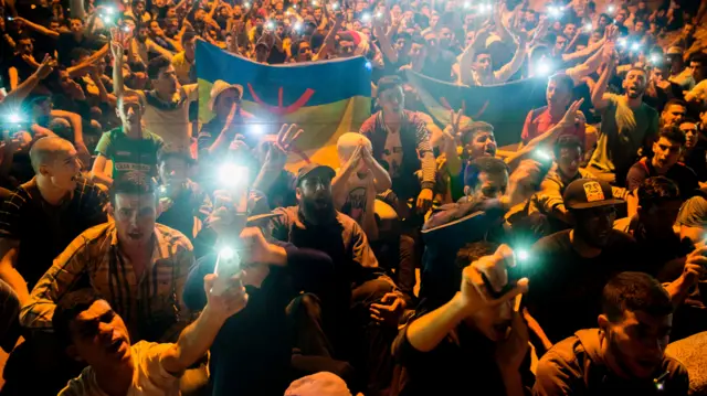 Protesters chant during a demonstration against corruption, repression and unemployment in Morocco's northern town of Imzouren - June 2017