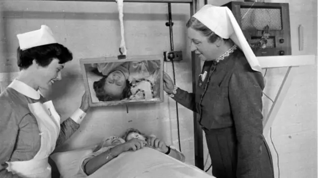 Old photo of NHS nurses