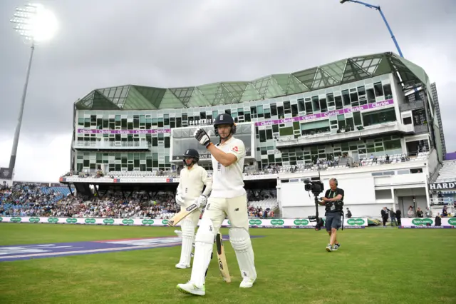 Jos Buttler and Sam Curran