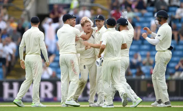 Dom Bess and England celebrate