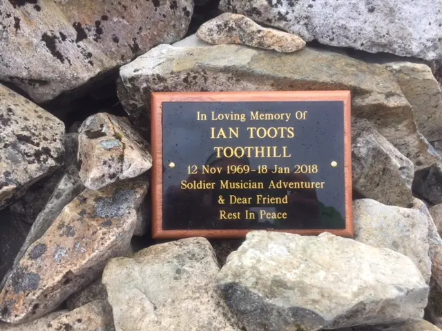 Plaque in memory of Ian Toothill on cairn at Ben Nevis