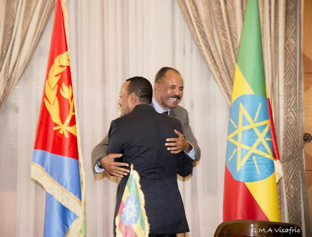 Ethiopia and Eritrea's leaders embracing