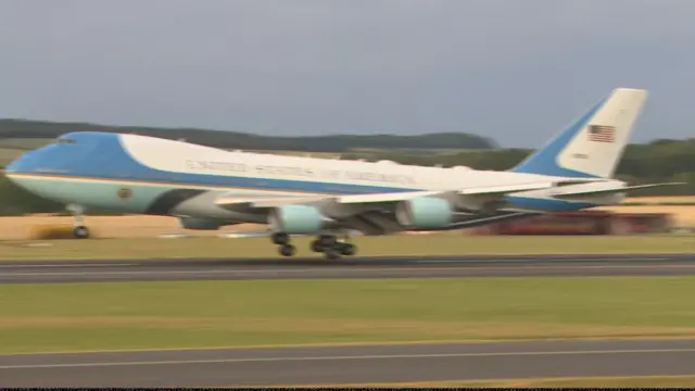 Air Force One arriving at Prestwick