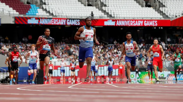 GB win 4x100m relay