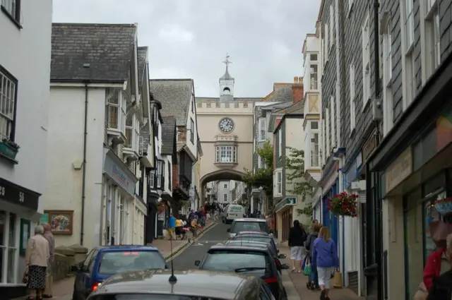 Totnes main street