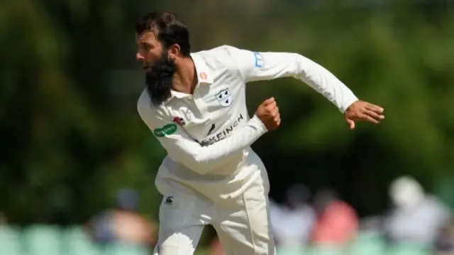 Moeen Ali bowling