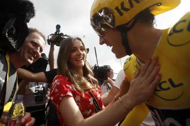 Geraint Thomas celebrates with his wife