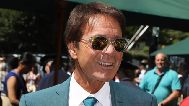 Sir Cliff