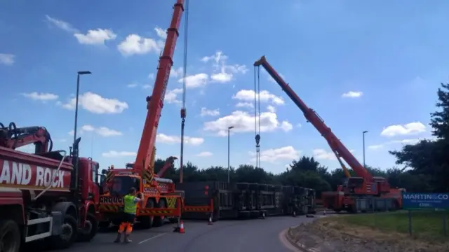 Lorry overturned on A6