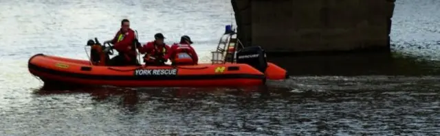 Rescue boat