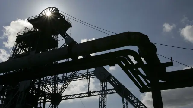 Silhouette of headstocks in Hatfield