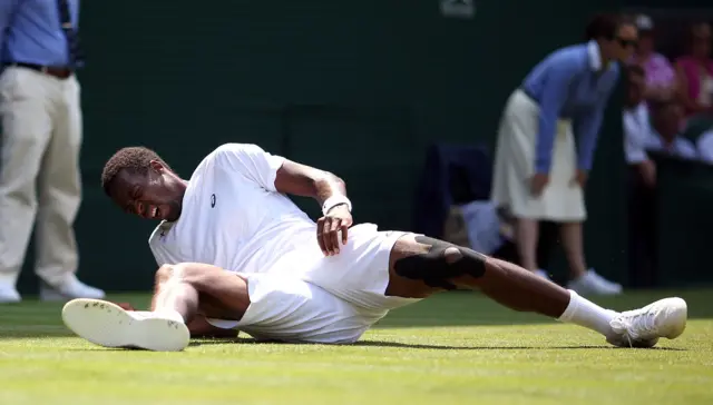 Gael Monfils slips