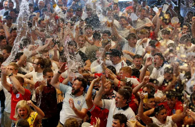 England fans