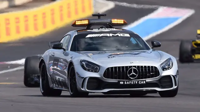 Safety car