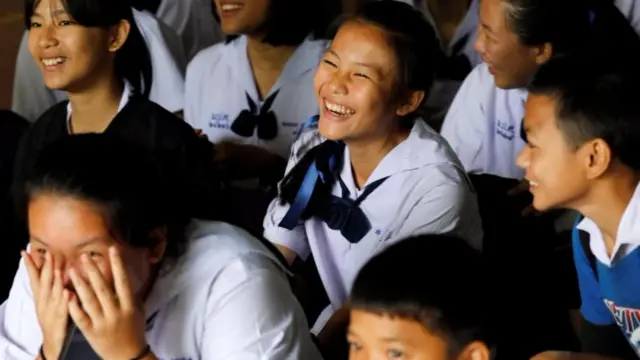 Thai school children