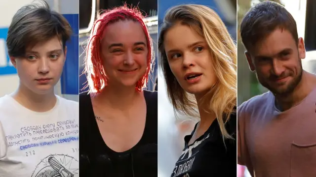 Olga Pakhtusova, Olga Kurachyova, Veronika Nikulshina and Pyotr Verzilov