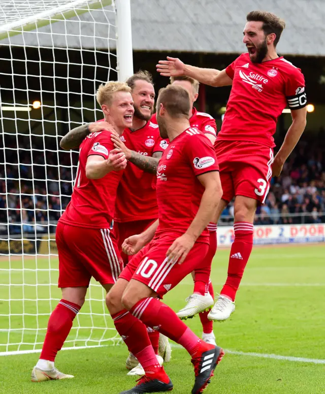 Aberdeen celebrate Gary Mackay-Steven's goal