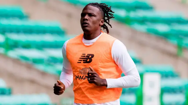 Dedryck Boyata in training with Celtic