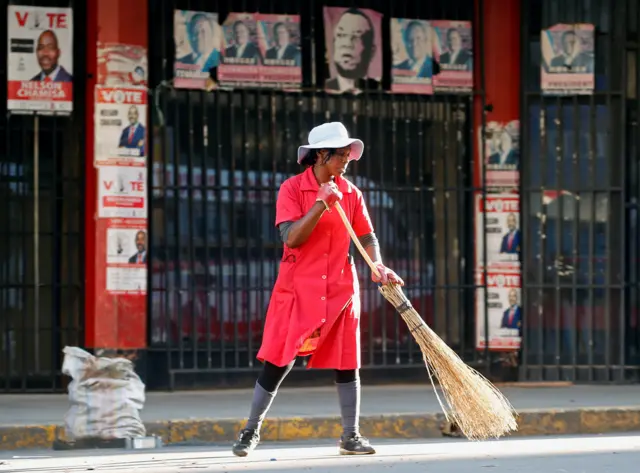 Street sweeper