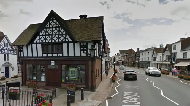 Lloyds bank, Henley-in-Arden