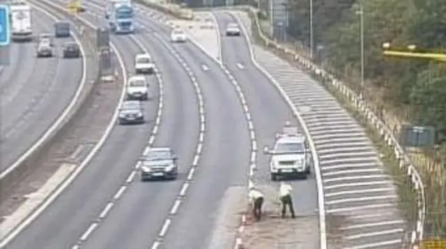 Lane shut on M6