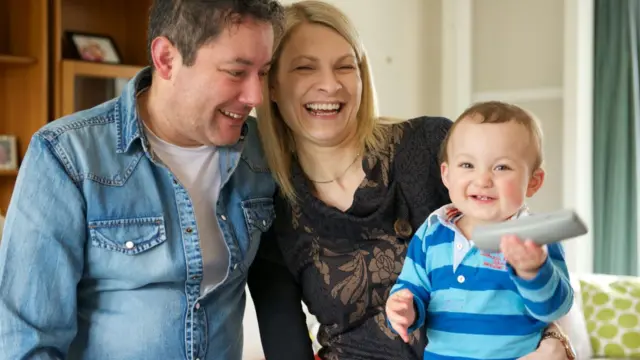 Jamie Thompson with partner Sarah Townsend and son Ollie