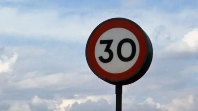 30mph sign