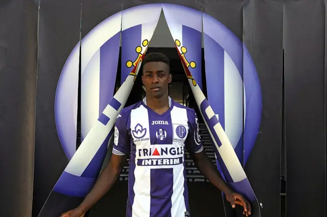 French L1 football club Toulouse's new Brazilian midfielder Wergiton Do Rosario Calmon, known as Somalia, poses during his official presentation at the municipal stadium in Toulouse, south-western France, on August 11, 2015.