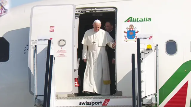 Pope Francis arrives in Dublin