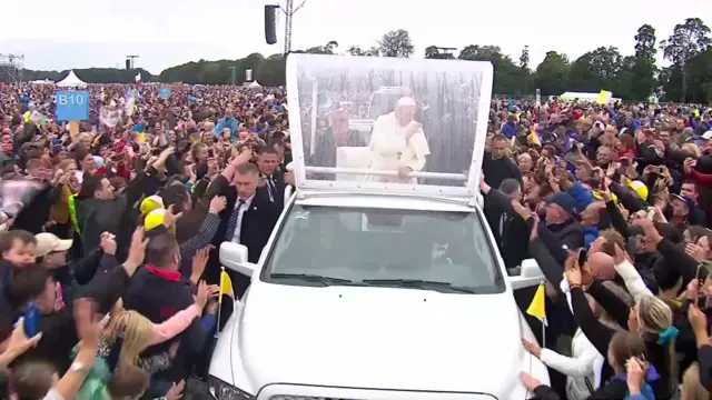 Pope Francis touring Phoenix Park